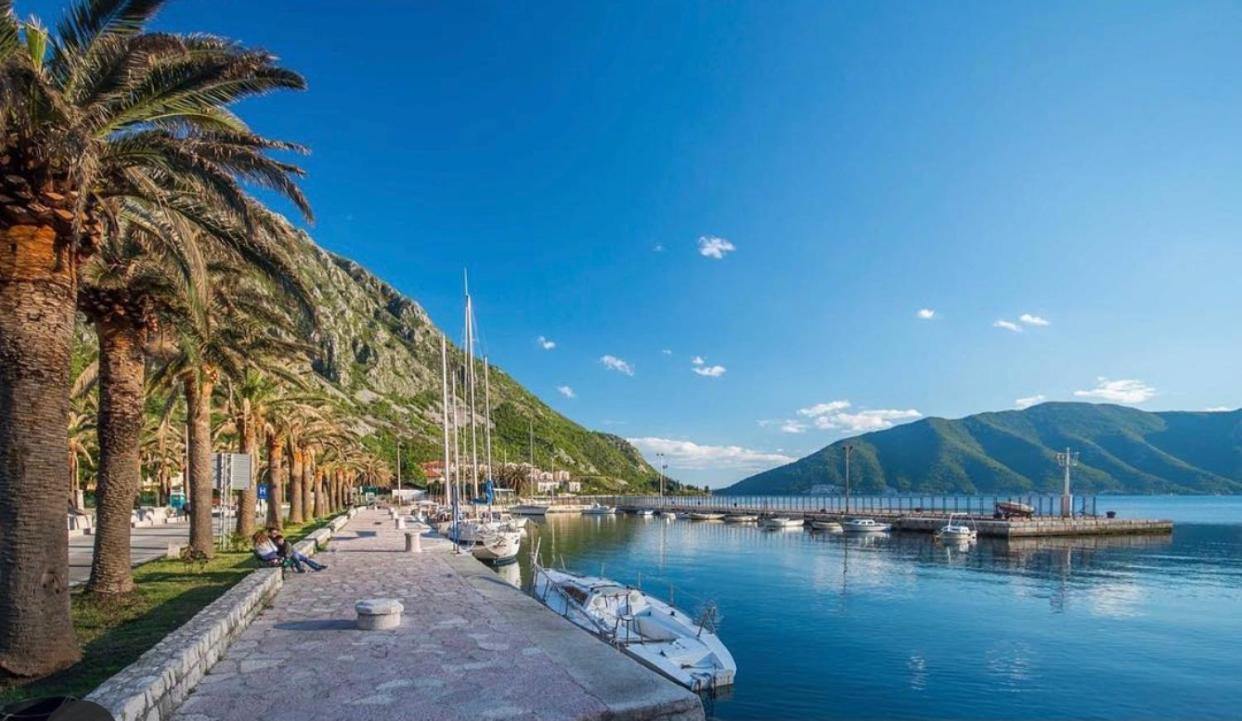Pavle Apartmani Risan Esterno foto