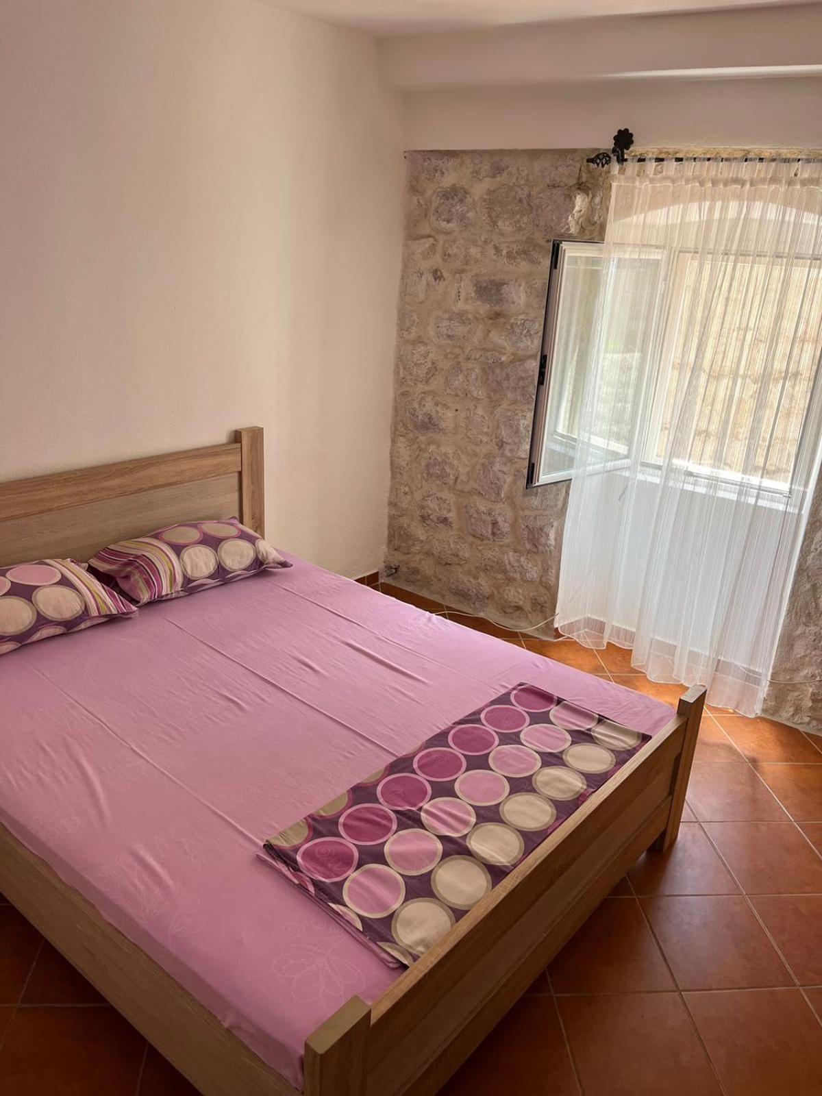 Pavle Apartmani Risan Esterno foto
